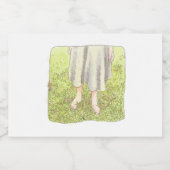 さなごれじ  春の広い緑の草原に素足で立つワンピースの女性の足元 SPARKLING WIJNETIKET (Enkel label)