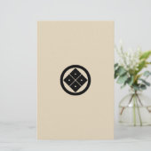 丸に隅立て四つ目 BRIEFPAPIER (Staand voorkant)