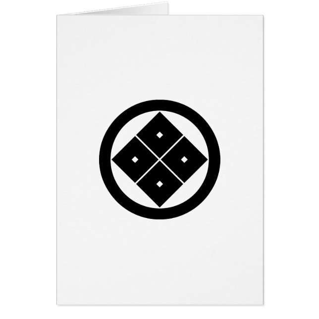 丸 に 隅 立 て 目 四 つ (Devant)