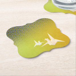 折鶴と紗綾形紋様（金地に紺青色）のペーパーコースター KARTONNEN ONDERZETTERS