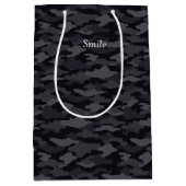 文字　カスタム　迷彩（ブラック）  ミディアムペーパーバッグ MEDIUM CADEAUZAKJE (Voorkant)
