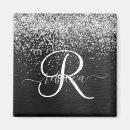 Recherche de argent et noir magnets Monogramme
