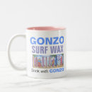 Recherche de surfer tasses Plage