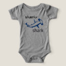 Recherche de requin bébé vêtements Plage