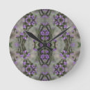 Recherche de fleur pourpre horloges Vert