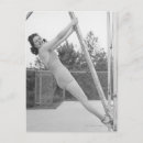 Recherche de suspendu cartes postales Vertical