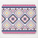 Recherche de motif ethnique tapis souris Orné