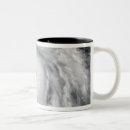 Recherche de ouragans tasses Nuages