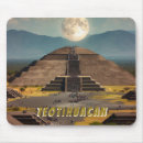 Recherche de pyramide tapis souris Travel