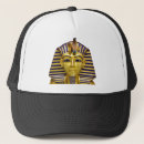 Recherche de pyramide casquettes Antique