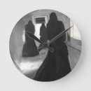 Zoek naar gotische klokken Donker