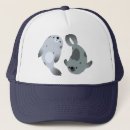 Recherche de deux par casquettes Mignon