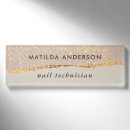 Recherche de badge identification Girly