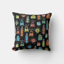 Recherche de monstres mignons coussins Halloween