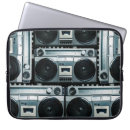 Recherche de boombox électronique Vintage