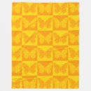 Recherche de papillon jaune Mignon