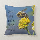Recherche de petit insecte coussins Nature