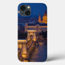 Recherche de pont la nuit Cathédrale