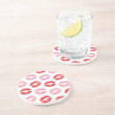 Recherche de rouge lèvres dessous de verres Motif des lèvres