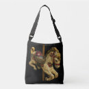 Recherche de carrousel sacs Cru