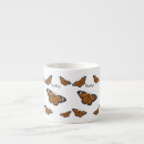 Recherche de papillons de monarque tasses Chenille