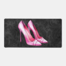 Recherche de chaussure talon haut tapis souris Rose