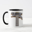 Recherche de guitare basse électrique tasses Musique