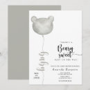 Recherche de bébé sur le chemin invitations Forêt