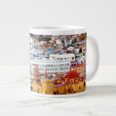 Recherche de multi coloré tasses Image de couleur