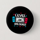 Recherche de décor de pièce badges Anniversaire du joueur