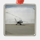 Recherche de f 18 Militaire