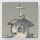 Recherche de crucifix dessous de verres Église