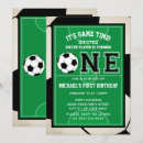 Recherche de terrain de football invitations Pour enfants
