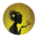 Recherche de papillon jaune planches à découper Nature