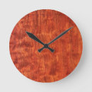 Recherche de bois de faux horloges Brun