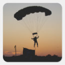 Recherche de parachutes autocollants Militaire