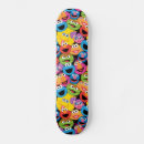 Zoek naar vogels skateboards Patroon