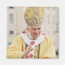 Recherche de pape magnets Rome