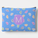 Recherche de coquillage cosmétiques pochettes Monogramme