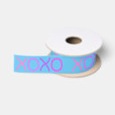 Recherche de roses et bleus rubans Amour
