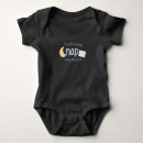 Recherche de nursery bébé vêtements Nouveau né