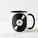 Recherche de disque vinyle tasses Années 70