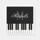 Recherche de professeur serviettes Pianiste