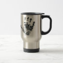 Recherche de empreintes de pas tasses Main