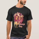 Recherche de hump day camel tshirts Bosse