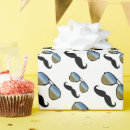 Zoek naar grappige snor cadeaupapier For him