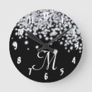 Recherche de diamant horloges Monogramme