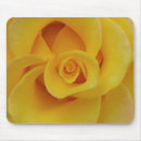 Recherche de pétales roses tapis souris Pour elle