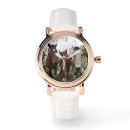 Recherche de chevaux montres Pour elle
