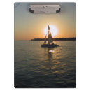 Recherche de bateau à voile porte blocs Coucher de soleil